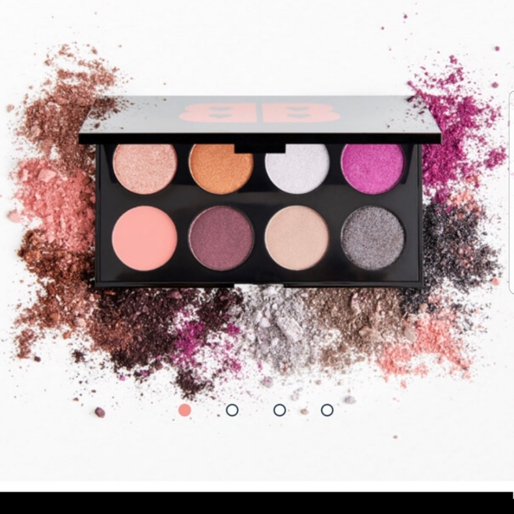 BETTY BOOP™ X IPSY

That's So Betty Eyeshadow Pale